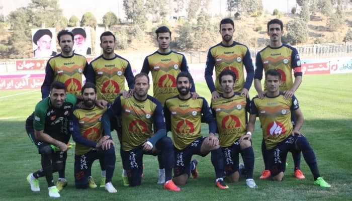 مذاکرات مسئولان نفت تهران برای انتخاب سرمربی