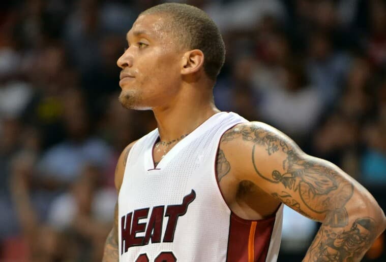 نقل و انتقالات NBA؛ تمدید قرارداد مایکل بیزلی با هیوستون راکتس