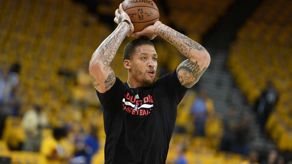 نقل و انتقالات NBA؛ مایکل بیزلی از هیوستون راکتس به میلواکی باکس انتقال یافت