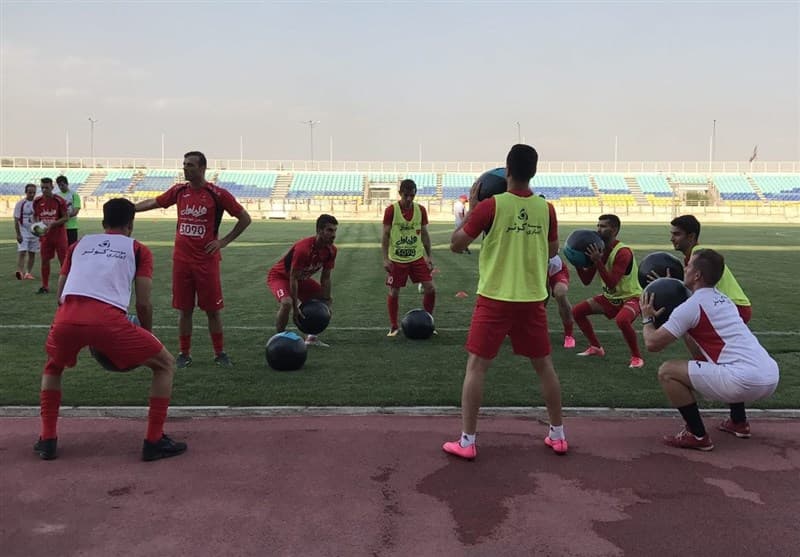 گزارش تمرین پرسپولیس؛ از شوخی کریم باقری با امیری تا حضور برادر ماهینی در تمرین