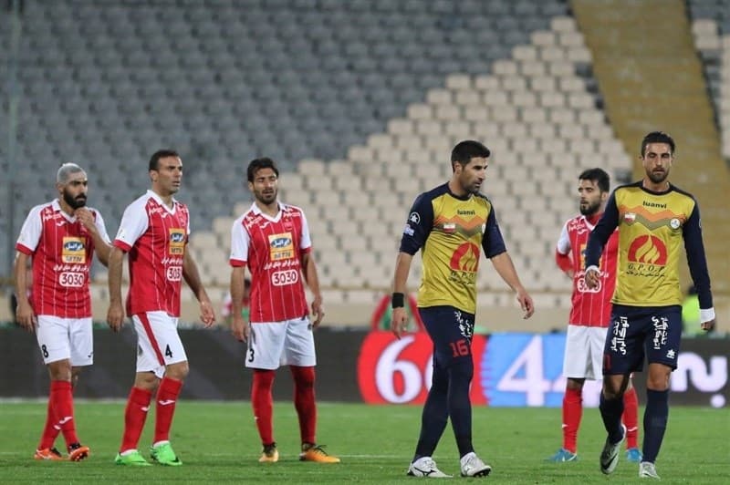 بیک زاده: همه دیدند که پرسپولیس دو گل ناسالم زد؛ آرزو می‌ کنم استقلال برنده دربی شود