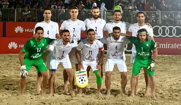 تیم ملی فوتبال ساحلی ایران با لباس سفید به مصاف روسیه خواهد رفت
