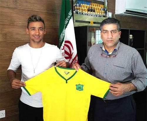 بازیکن برزیلی نفت آبادان به بازی با سپاهان نمی رسد