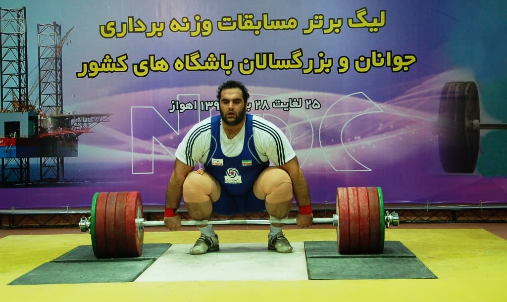 کمیته انضباطی فدراسیون وزنه برداری به شکایت ملی‌ پوشان رسیدگی کرد