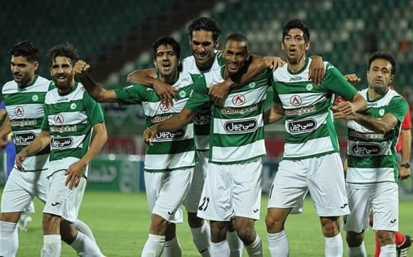 ذوب آهن1-0 سیاه جامگان؛ شاگردان حسینی همچنان در لیگ می تازند