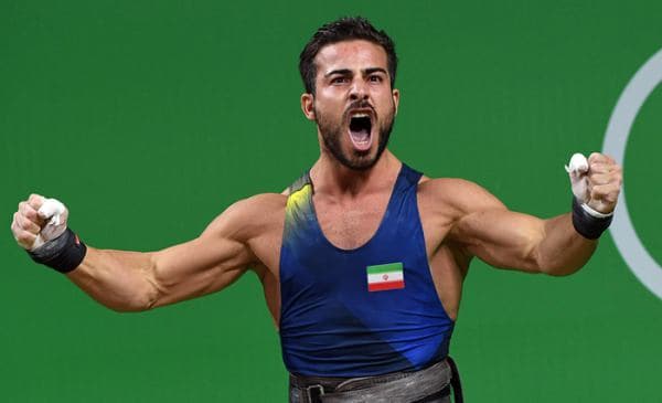 پیام تسلیت احساسی کیانوش رستمی: آب را نه تنها گِل بلکه خاک کردیم (عکس)
