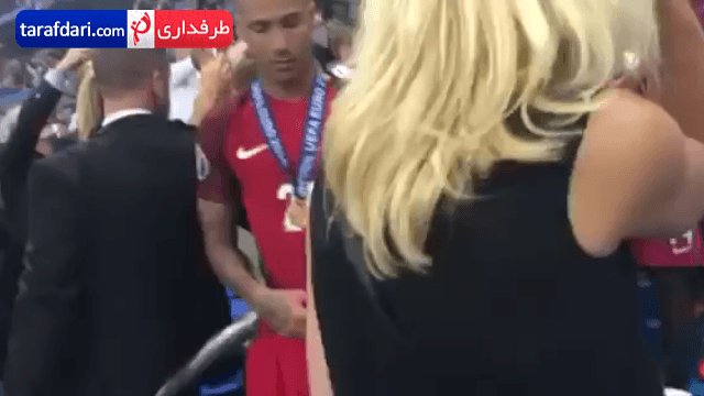 ویدیو؛ رونالدو در آغوش فرگوسن