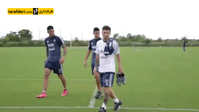 شگفت زده شدن چند هوادار پس از ملاقات با مسی