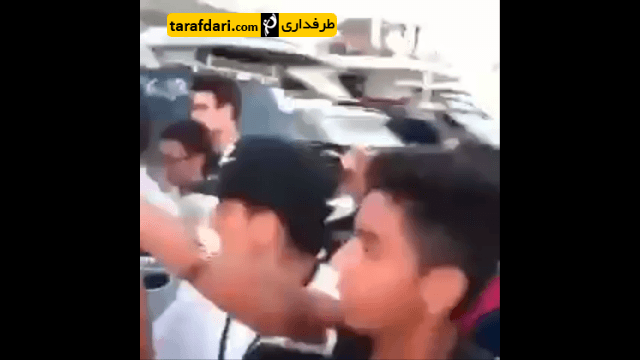 ویدیو؛ وقتی مسی در تعطیلات توسط هواداران احاطه می شود