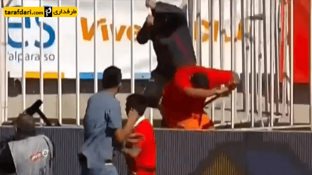 ویدیو؛ درگیری شدید هواداران کولو کولو و سانتیاگو وندررز شیلی