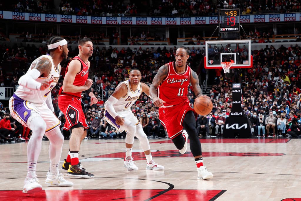 فصل عادی NBA | شکست لیکرز مقابل شیکاگو؛ ادامه روند خوب سانز