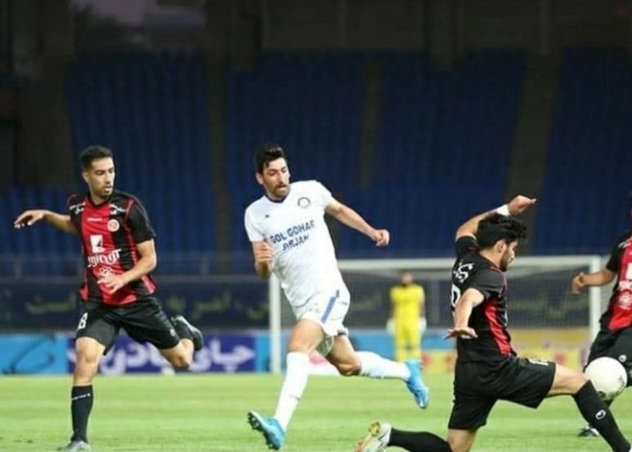 پدیده 1-2 گل گهر؛ بازگشت به صدر با کامبک برابر قعرنشین