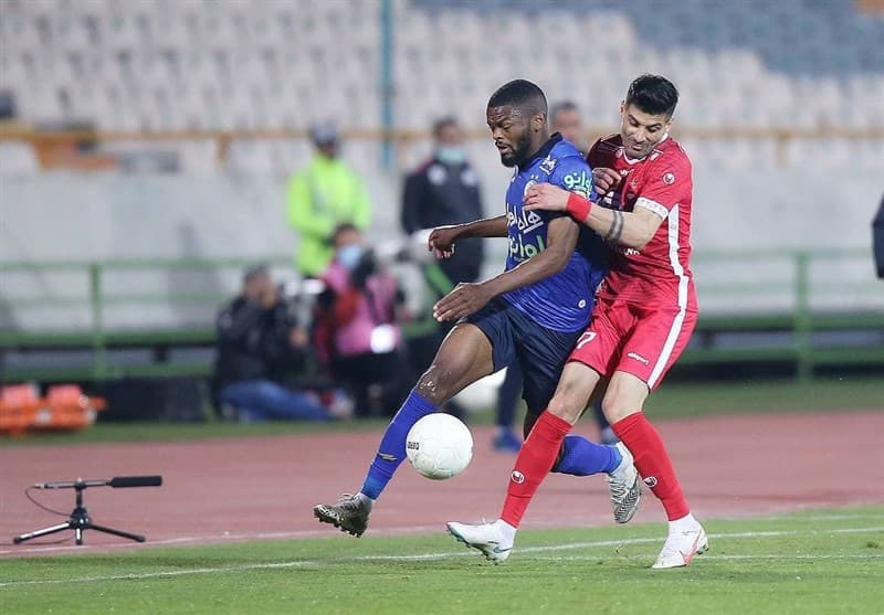 اولیایی: مدیران استقلال و پرسپولیس انگار معجزه کردند و گفتند مجوز گرفتیم