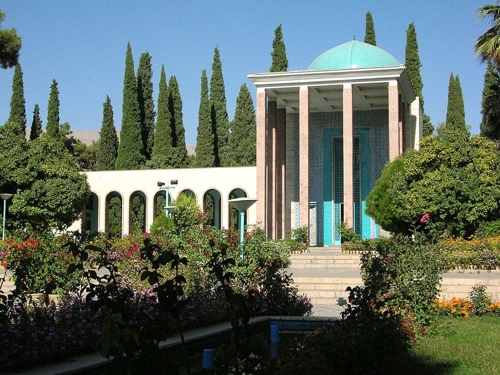 مرا به هیچ بدادی و من هنوز بر آنم ... محمدرضا شجریان