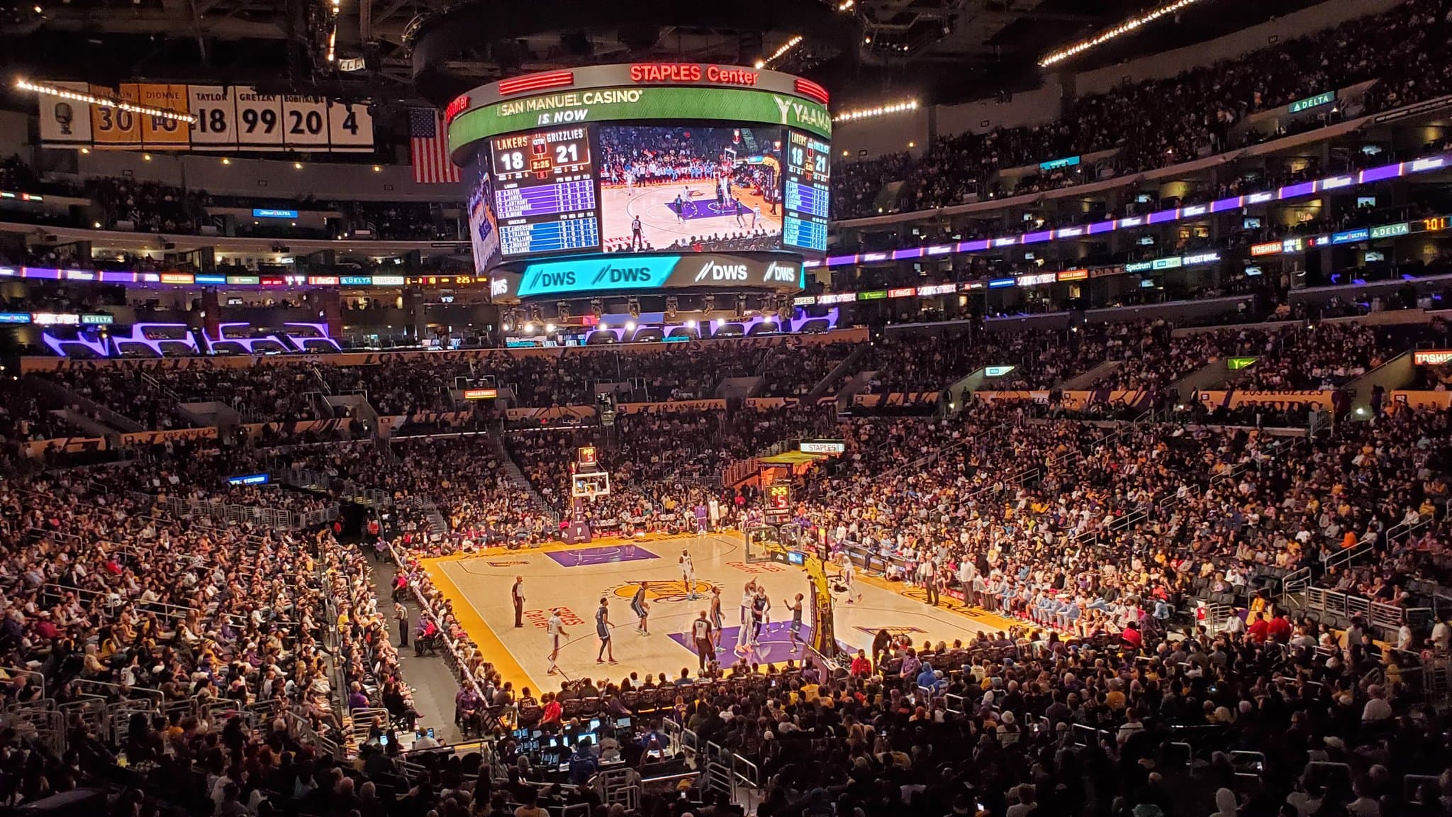 فصل عادی NBA| اولین پیروی لیک شو با درخشش ملو، ادامه معجزه سرآشپز کری