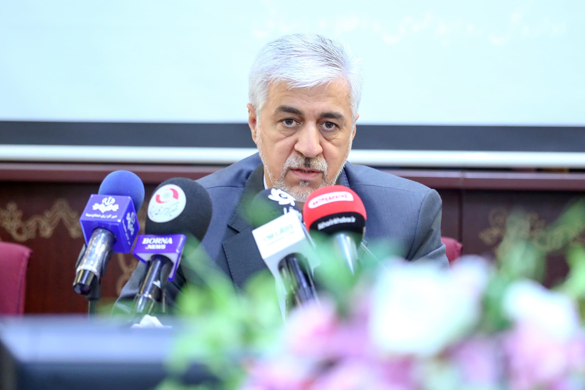 حمید سجادی: امیدوارم با برنامه ریزی دقیق در خدمت باشگاه ها در کیش باشیم