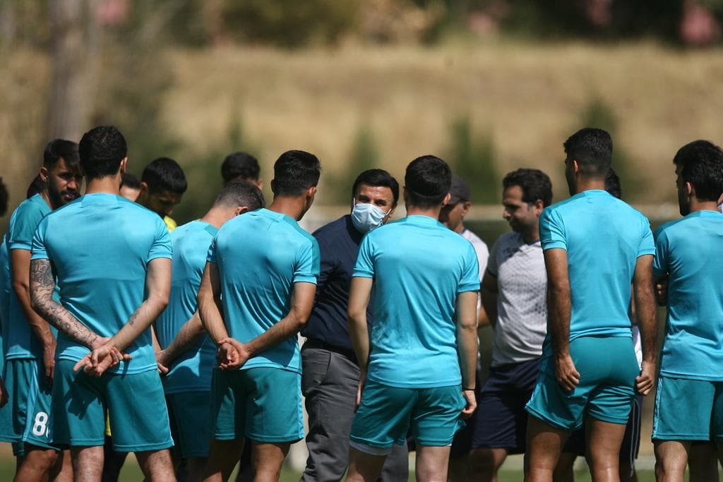 بازیکنان استقلال تهدید به اعتصاب کردند 