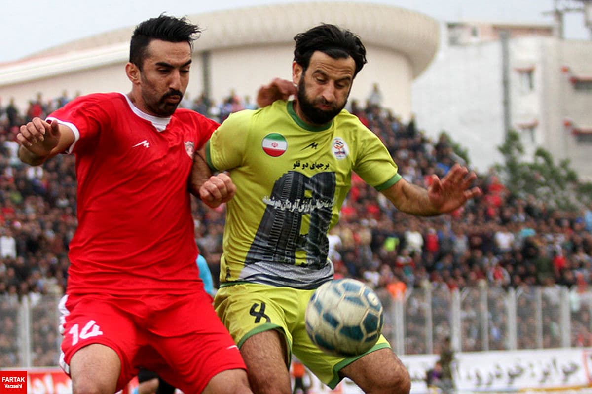 فجرسپاسی با سه غایب مقابل ذوب آهن