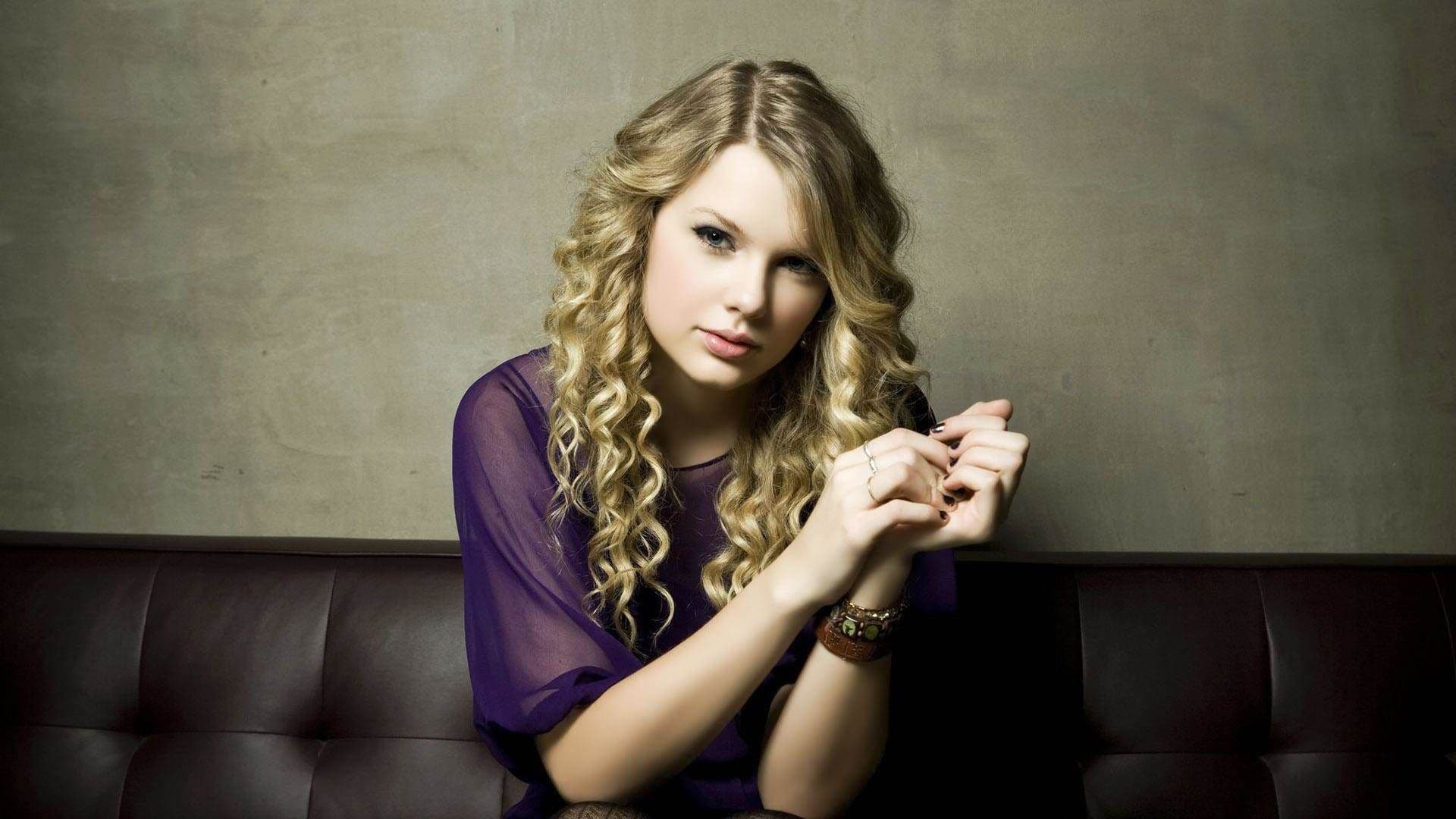 دانلود موسیقی بیکلام Taylor Swift - Come In With The Rain [Instrumental]