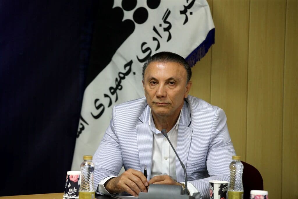 درخشان: هرگز اجازه ندادم جادوگر و رمال به تیمم نزدیک شود