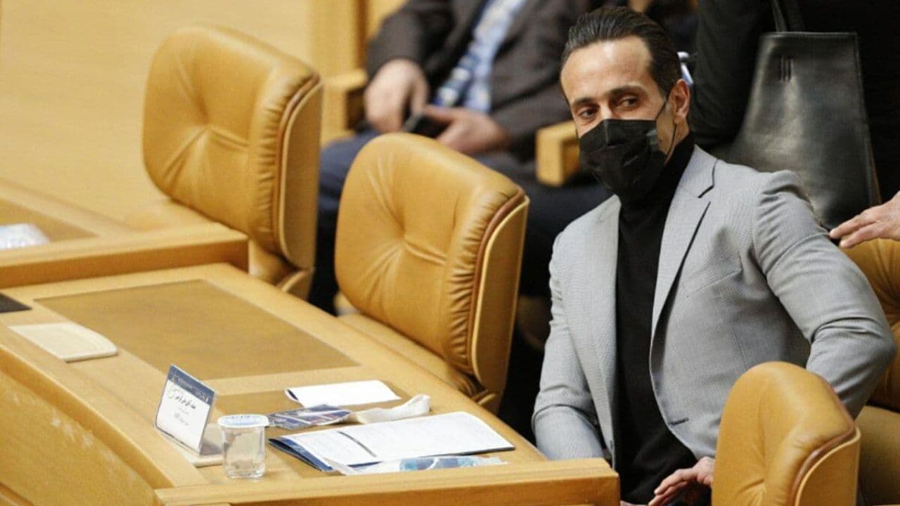 آرزوی موفقیت علی کریمی برای پرسپولیس مقابل الهلال