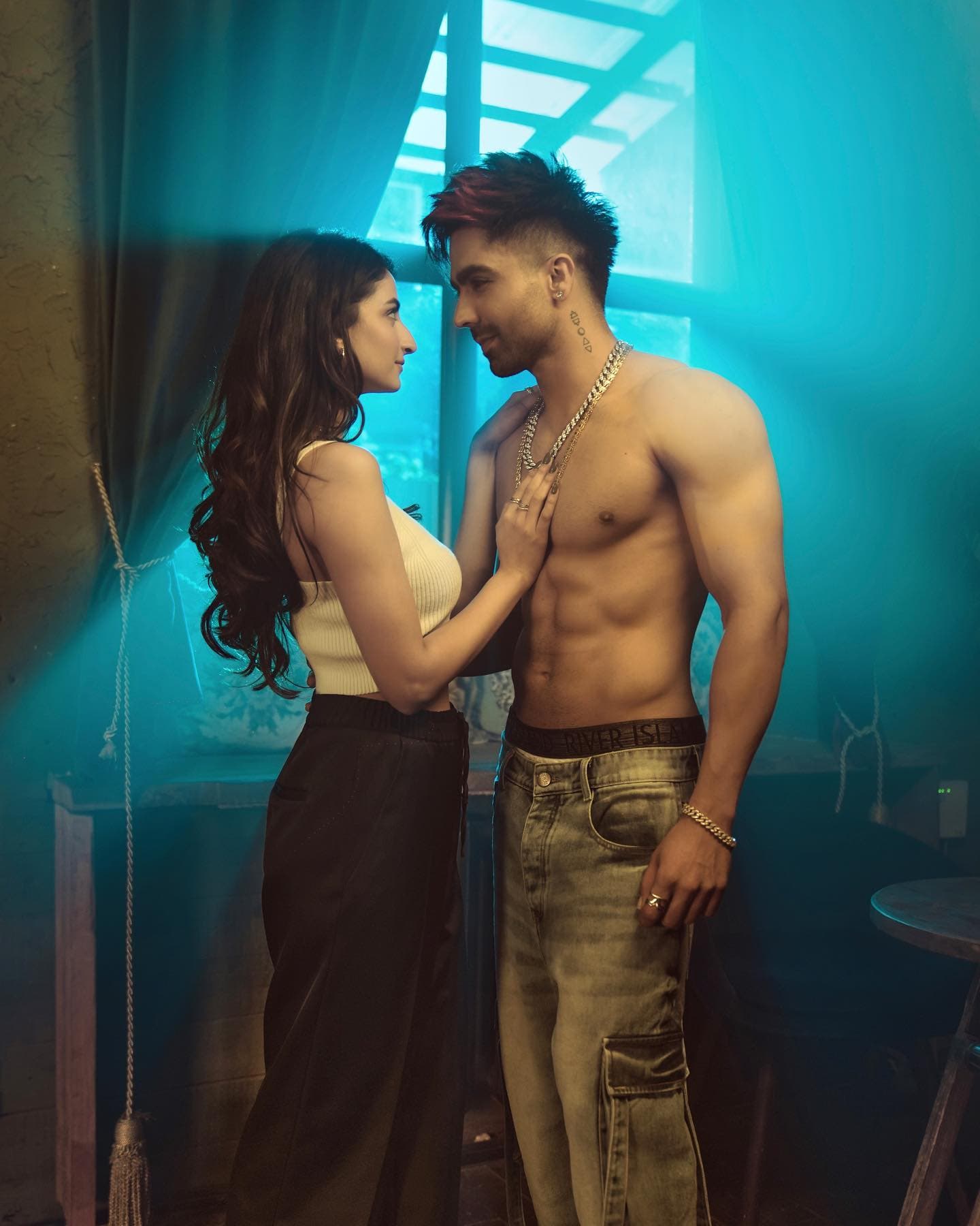Harrdy sandhu bijlee bijlee ft palak tiwari