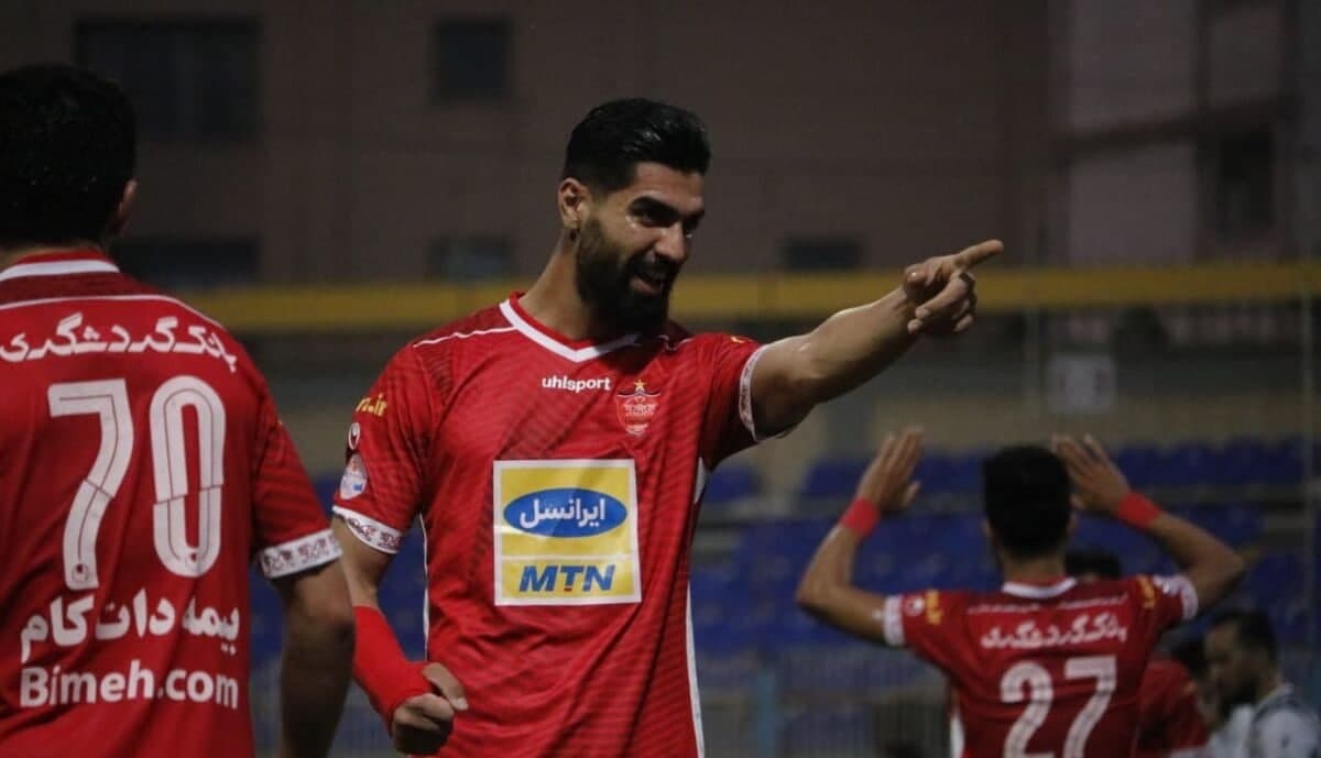 رضا اسدی و چند پیشنهاد/ شماره 8 در پرسپولیس ماندنی است 
