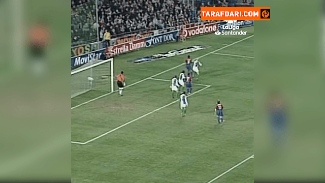 هت تریک خاویر ساویولا در جریان برتری 4-0 بارسلونا مقابل رئال بتیس (2003/2/23) / فیلم