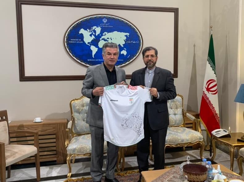 دیدار استیلی با سخنگوی وزارت خارجه درباره بازی ایران - کانادا