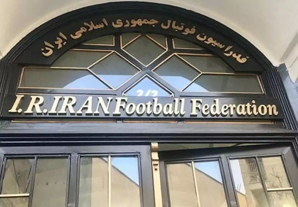 توضیح فدراسیون فوتبال پیرامون اتفاقات مشهد؛ فقط ۹ بانو بلیت خریده بودند