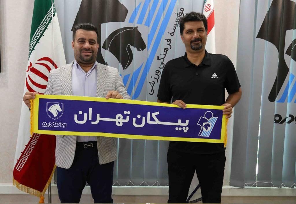 ادامه همکاری پیکان با مجتبی حسینی