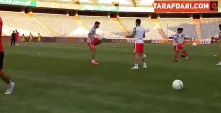 کار با توپ پرسپولیسی ها پیش از بازی با فجر / فیلم