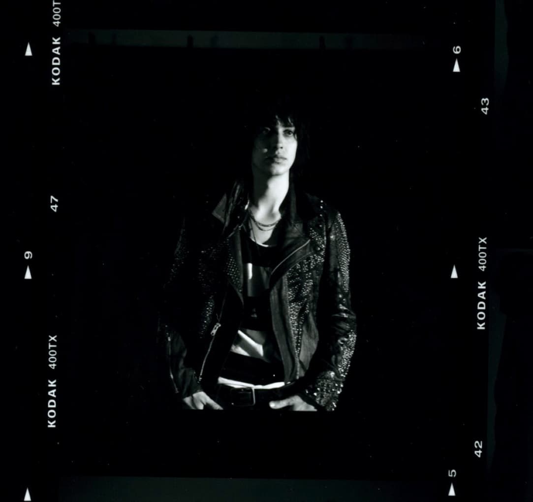 آهنگ 11th Dimension از Julian Casablancas جولین کازابلانکاس