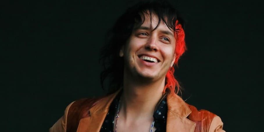 آهنگ Out of the Blue از Julian Casablancas جولین کازابلانکاس