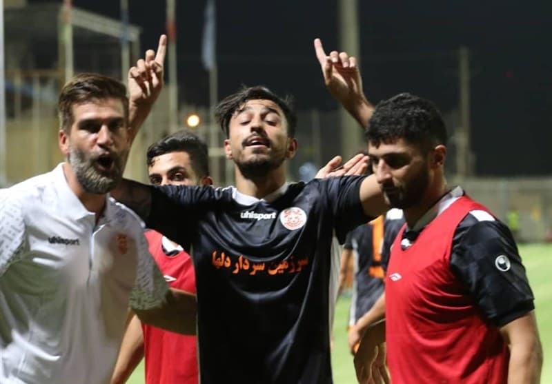 هافبک مس کرمان: شروع لیگ برتر برای ما سنگین بود