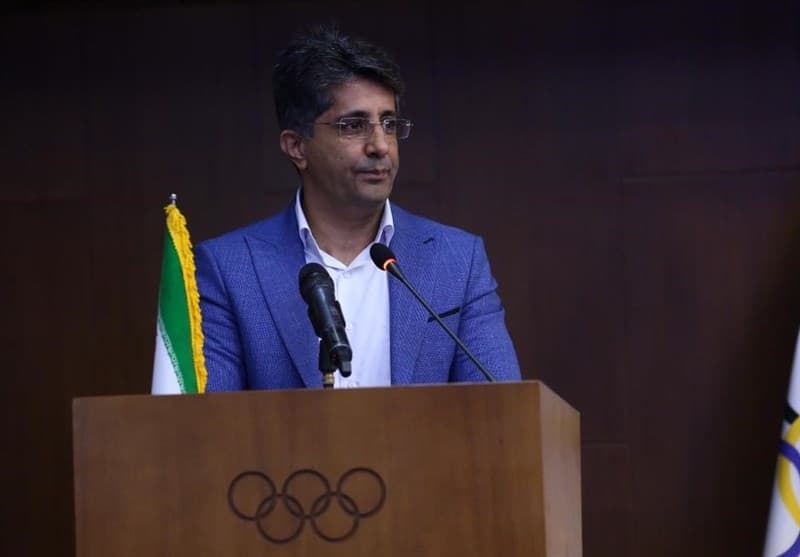 واکنش رییس فدراسیون بوکس به اعتراض برخی پیشکسوتان: دوران قهرمانی ‌تان تمام شده، بس کنید