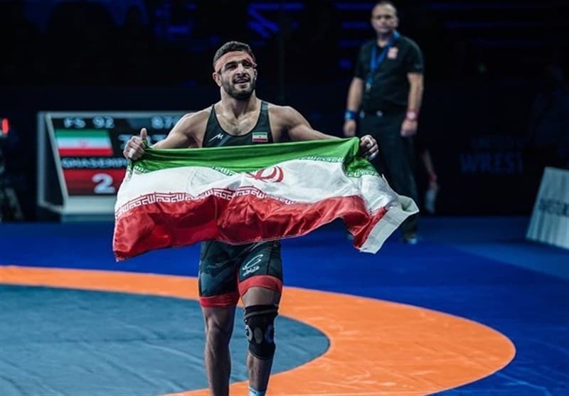 گلایه‌های قهرمان کشتی جهان از بی‌اعتنایی‌ها / کامران قاسم‌پور: مثل کارگر با من برخورد کردند