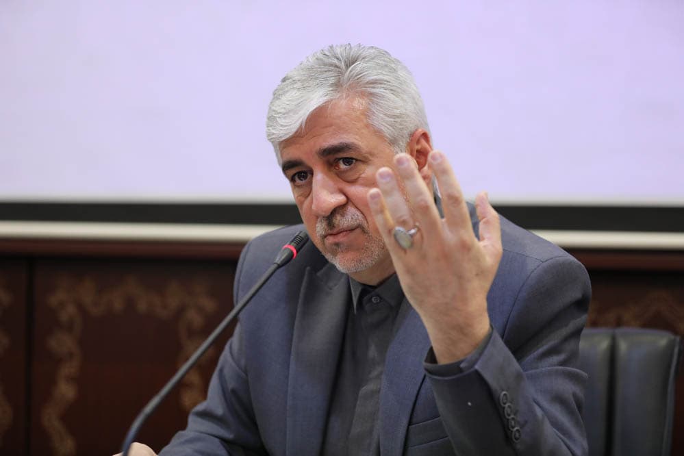 تأکید وزیر ورزش بر حفظ امنیت ورزشگاه‌ها/ سجادی: ارتکاب ناهنجاری خط قرمز ماست