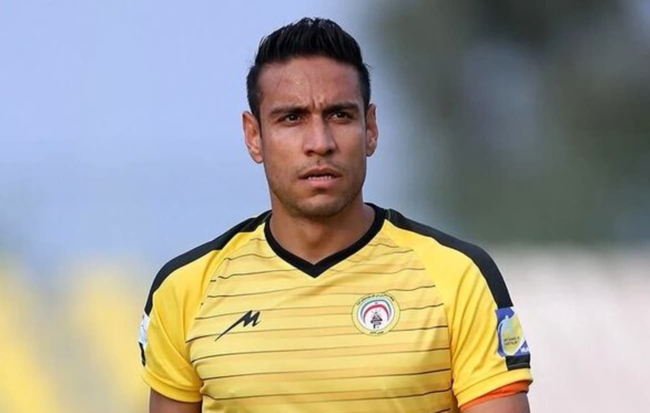 پرسپولیس مشکلی برای جذب احمد زنده روح ندارد!
