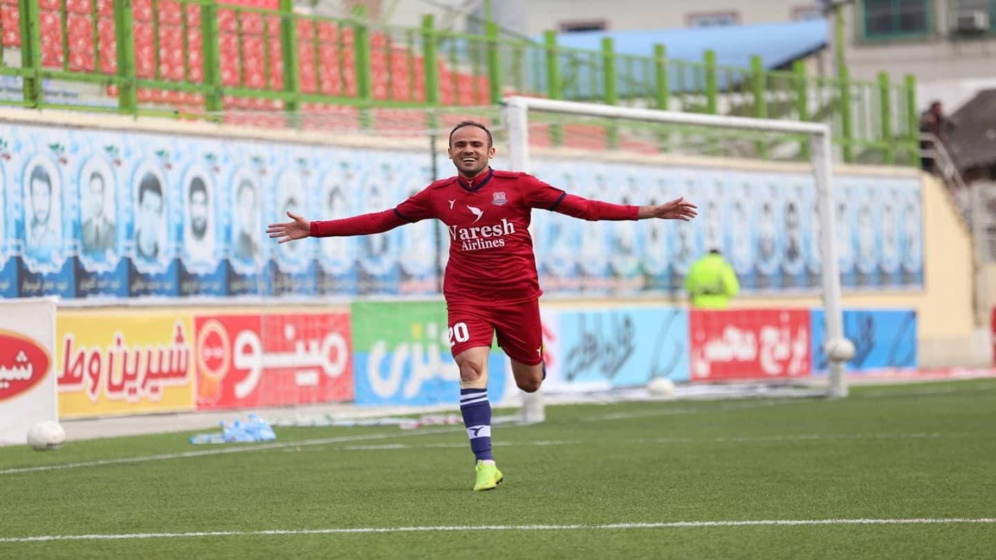 نساجی 2 - 0 مس کرمان / حق با قائمشهری ها بود؛ ناداوری تمام شد، نساجی برد