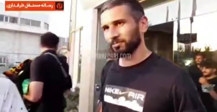 عکس یادگاری هواداران با شهباززاده / فیلم