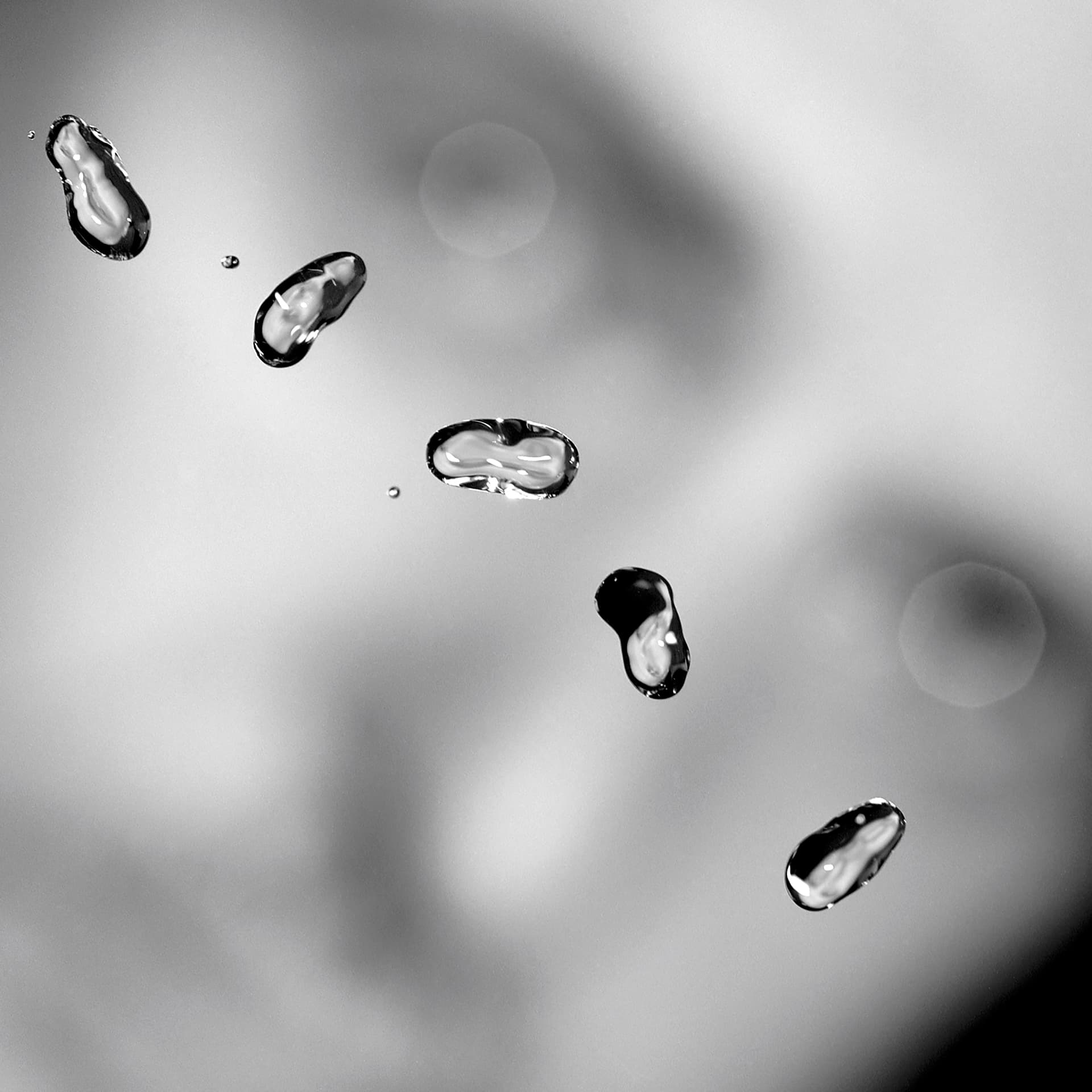 دانلود آهنگ زیبای Peter Gabriel - i grieve