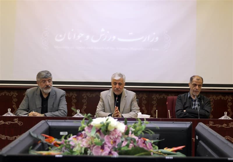 اتفاق قابل پیش‌بینی؛ جلسه وزیر با روسای فدراسیون‌ها لغو شد