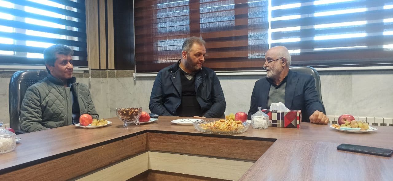 وزنه‌برداری جوانان قهرمانی کشور| قزوین و تاکستان میزبان شدند/ حضور انوشیروانی در منزل پیشکسوتان