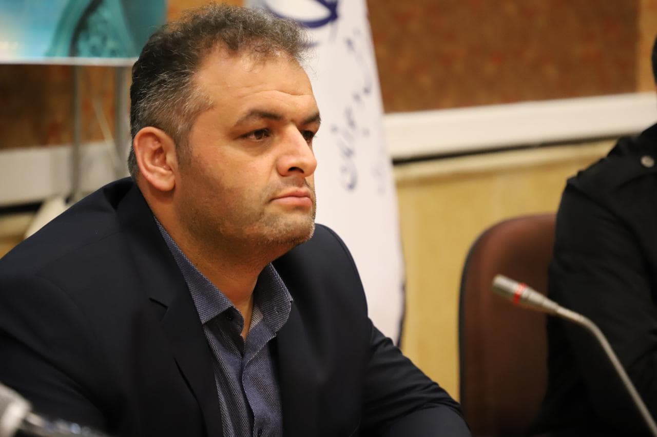 واکنش به انتقاد از انتخاب سرمربی 33 ساله برای وزنه‌برداری/ انوشیروانی: نصیرشلال باانگیزه است