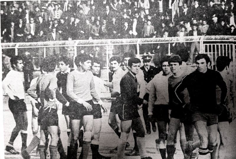 جنجال، آشوب و درگیری؛ گل خوردبین مردود شد، عزیز اصلی داور را کتک زد