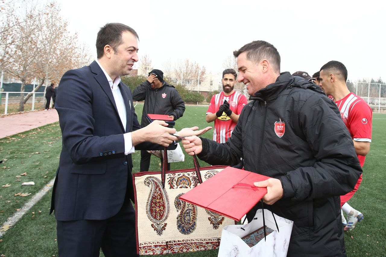 هدیه کریسمس پرسپولیس به خارجی‌ ها چه بود؟