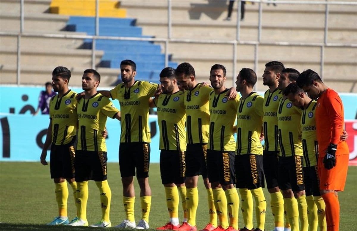 عواقب شکست مقابل آرمان گهر؛ سرمربی پارس جنوبی در آستانه برکناری
