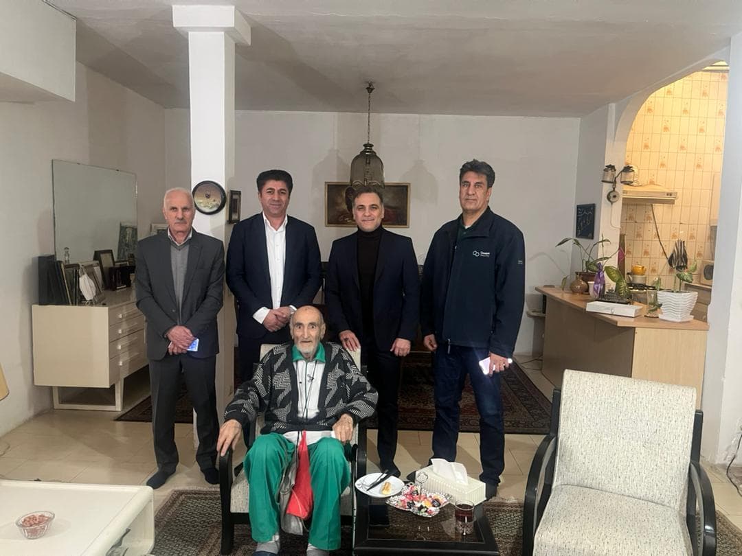 عیادت مدیران فدراسیون از داور پیشکسوت فوتبال