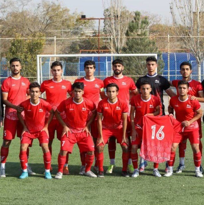پیروزی جوانان تراکتور برابر غفاری تاکستان